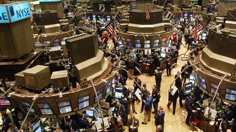 Participate in a faux bull market